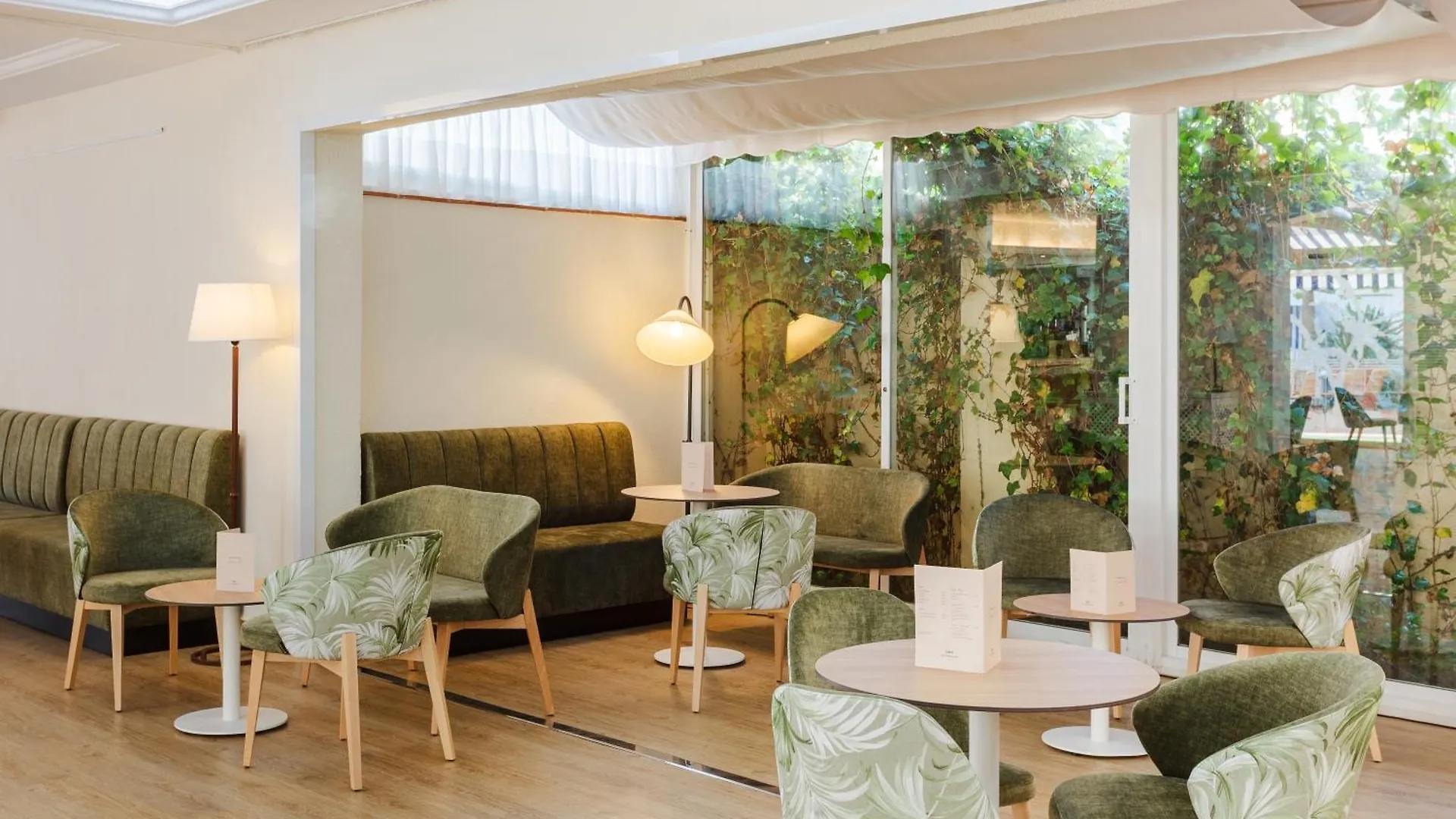 Dwo Les Palmeres Calella Hotel